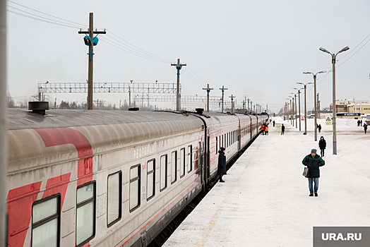 Поезд «РЖД» из Адлера в ХМАО задержали из-за обвала на железнодорожных путях