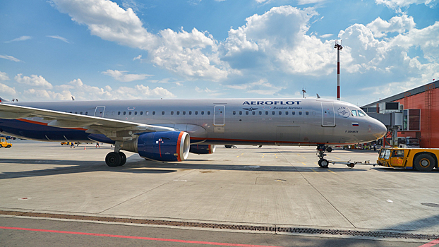 Пассажиры "Аэрофлота" не смогли вылететь из Пхукета в Москву