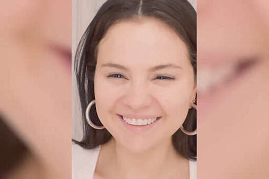 30-летняя Селена Гомес показала, как выглядит ее лицо без макияжа
