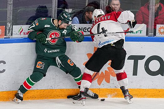 «Ак Барс» — «Авангард»: онлайн-трансляция матча Кубка Гагарина начнётся в 17:00