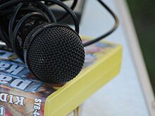 Уехавшие за границу артисты продают свои награды на аукционе
