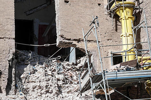 Обвал исторической башни произошел в центре Рима