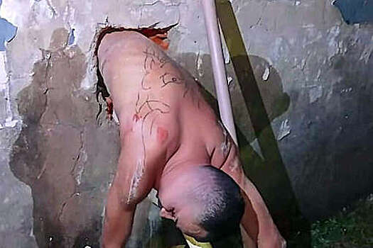 Metro: бразилец застрял в стене, пытаясь сбежать из тюрьмы через самодельный тоннель