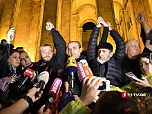 Организаторы протеста в центре Тбилиси призвали партии присоединиться