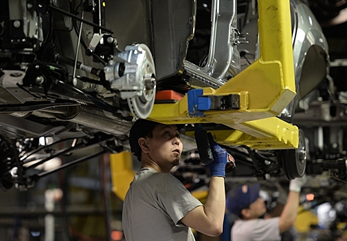 Задушит ли кризис автопром