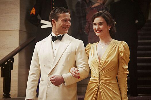 Вышел русский трейлер фильма «Наследник» с Гленом Пауэллом