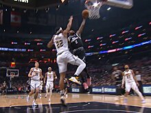 Джон Уолл исполнил данк с сопротивлением Зика Ннаджи