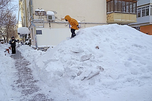 В Екатеринбурге квартальных наделили полномочиями штрафовать коммунальщиков