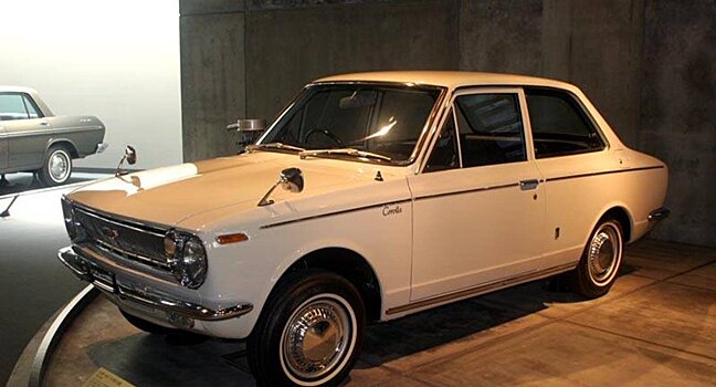 Почему самая продаваемая модель у Toyota, а не у немецких брендов