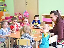 Мэр города Вологды Сергей Воропанов поздравляет вологжан с Днем воспитателя