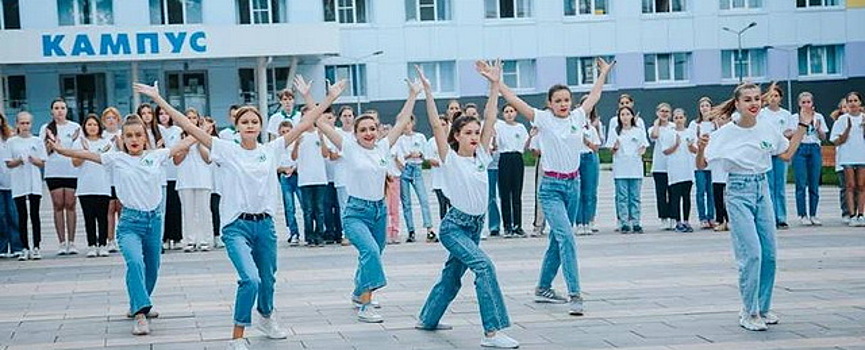 В чебоксарском центре «Эткер» открылась образовательная смена для 137 одаренных детей