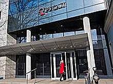 "Русал" занимает и продает