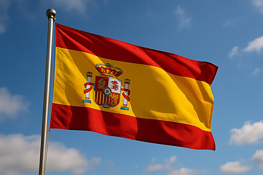 Огромная волна на популярном курорте унесла жизни нескольких туристов