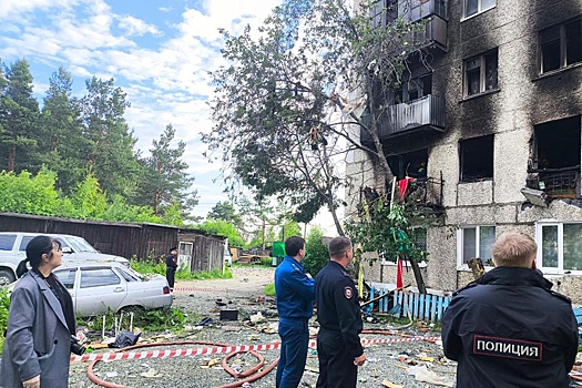 Среди пострадавших при взрыве и пожаре в Ивделе есть сотрудник МЧС