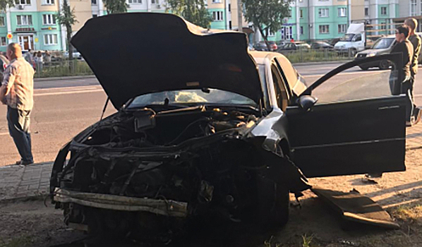 В Воронеже возбудили уголовное дело по факту ДТП с двумя пострадавшими и сбежавшим водителем AUDI A8