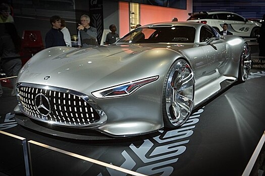 Концепт Mercedes Vision AMG меняет зеркала на камеры