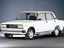 Нашли в гараже у дедушки: в РФ продают ВАЗ-2105 в конвейерном состоянии