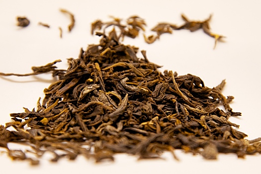 В Азове прекратили деятельность индивидуального предпринимателя из-за продажи табака вблизи школы