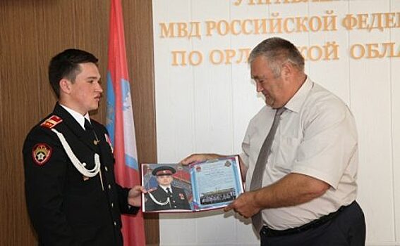 Главу регионального УМВД поблагодарили за «качественных» кандидатов в суворовцы