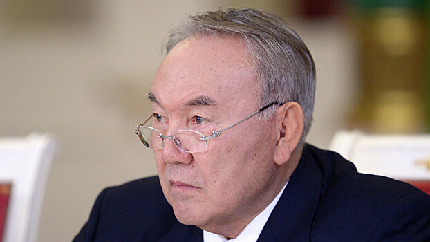 В Казахстане заявили о побеге Назарбаева вместе с детьми