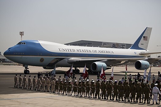 Глава ВВС США объяснила высокую цену крылатого Белого дома