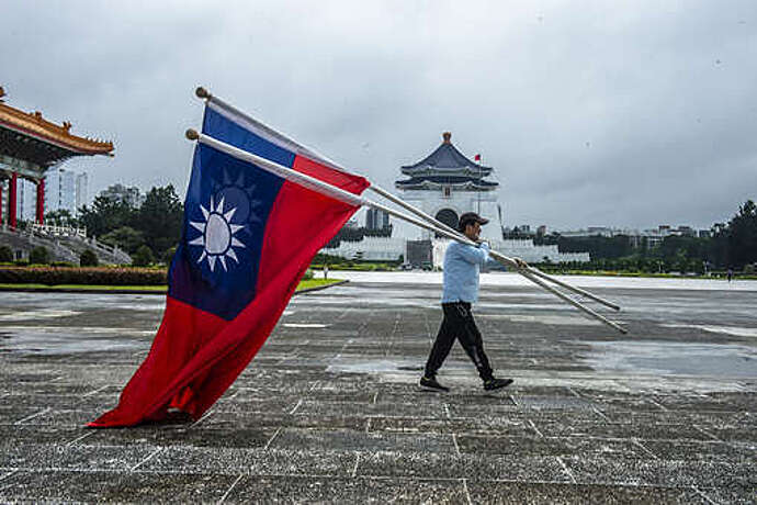 ВС Тайваня зафиксировали приближение 22 летальных аппаратов и 4 кораблей