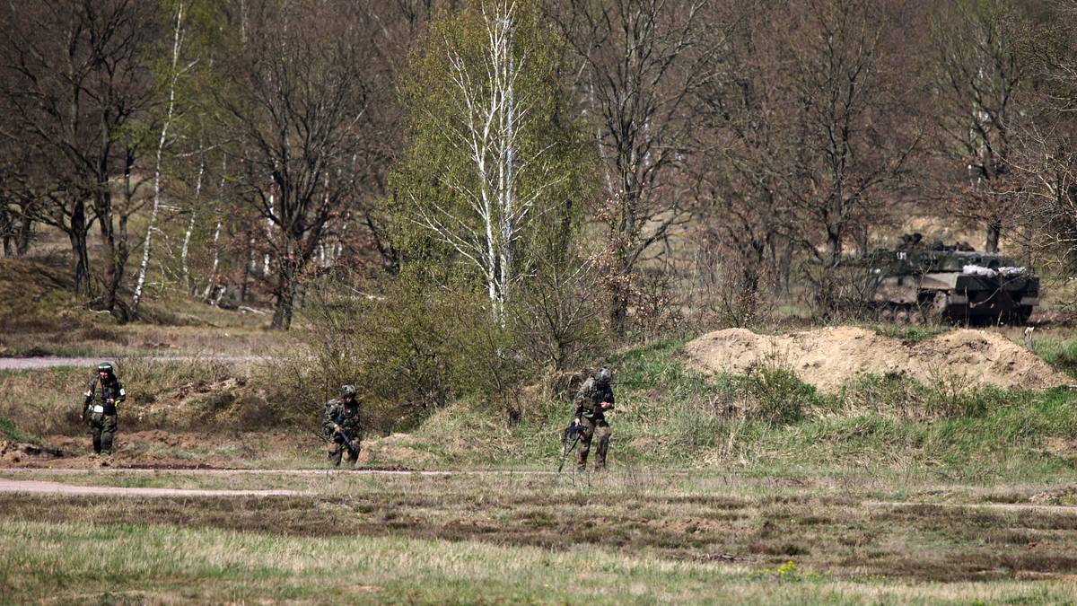 В Польше признали присутствие солдат НАТО на Украине