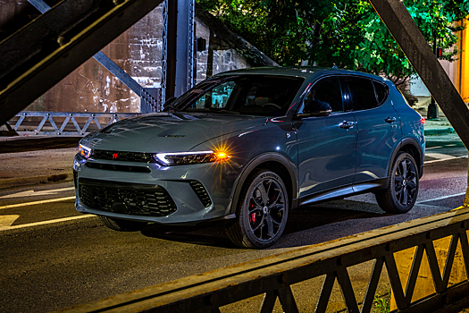 Новый кроссовер Dodge набрал 14 тысяч предзаказов за сутки