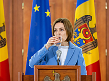 Санду обвинили в шантаже ЕС