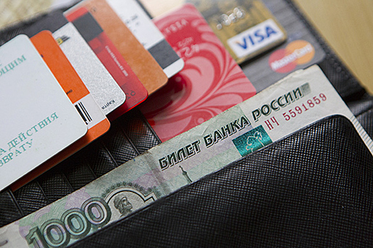 Адвокат Зорин перечислил слова, которые могут привести к блокировке банковской карты