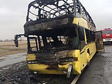 Пассажирский автобус загорелся на ходу в Ставропольском крае