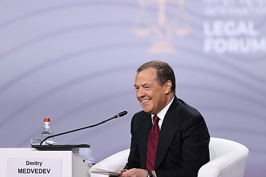 Медведев сравнил экономические показатели России и Германии