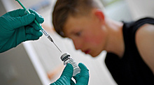 Украинцам посоветовали получать вакцину от COVID-19 в Беларуси – там чисто
