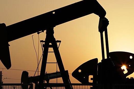 Цена нефти WTI превысила $35 за баррель
