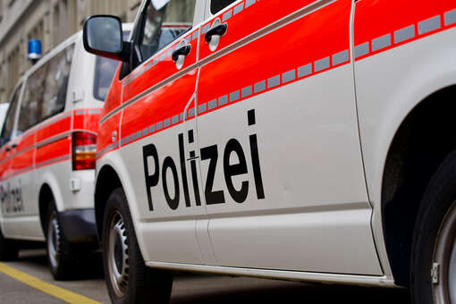 AFP: мужчина с ножом ранил прохожих в швейцарском городе Цофингене