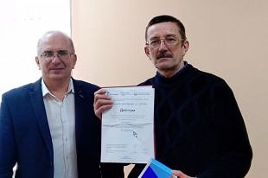 Ростелеком наградил волонтера из Иркутской области за работу с пенсионерами