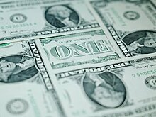 Доллар дешевеет к иене на снижении доходности гособлигаций США