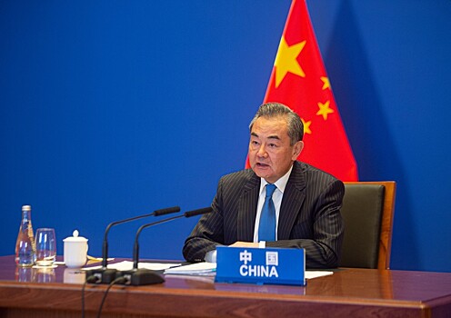 Китай назвал США страной номер один в мире по слежке