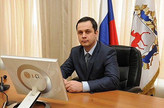 Антон Шаклунов: «Врач не может ехать в избу, где дровами будет топить себе печку»
