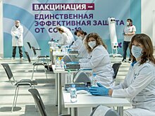 В Гостином дворе в Москве началась повторная вакцинация от COVID-19
