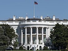 Президента США подвело здоровье и возраст