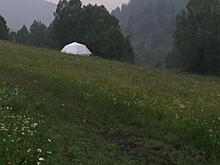 В Нягани строят глэмпинг с купольными шатрами