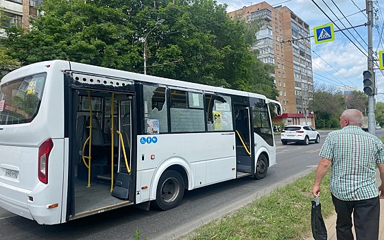 В Рязани маршрутка № 66 и ЗИЛ попали в ДТП