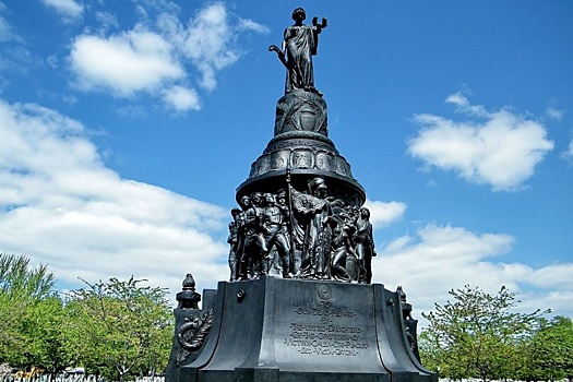 Мемориал Конфедерации в ближайшие дни снесут с Арлингтонского национального кладбища