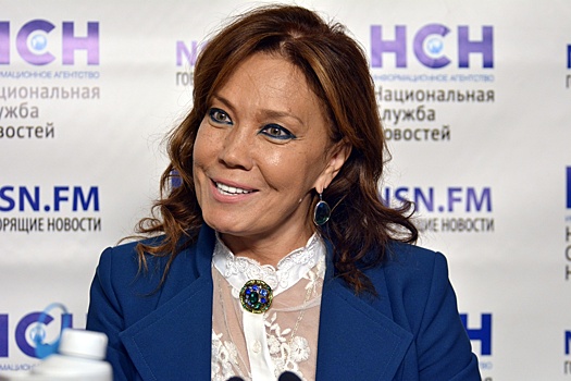 «Мне понятны его чувства»: Азиза ответила взаимностью на признание в любви от критика Соседова