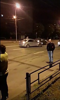 В Пензе на улице Коммунистической произошло тройное ДТП