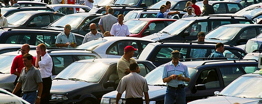 Экономист Пасько: Цены на автомобили в России продолжат рост из-за дефицита машин