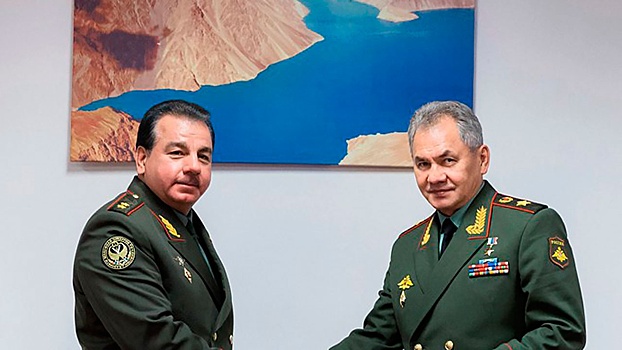 Шойгу обсудил с министром обороны Таджикистана обстановку на таджико-афганском приграничье