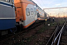 В Румынии два поезда сошли с рельсов