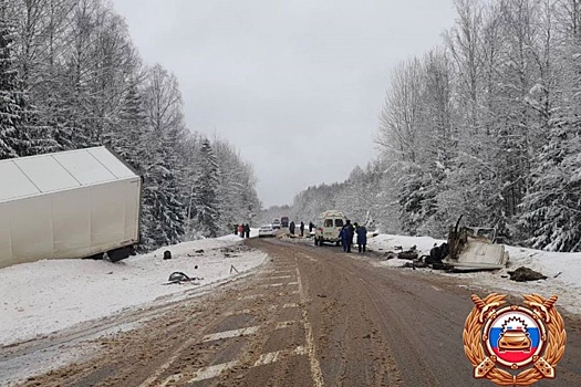 В Тверской области два человека погибли и два пострадали в ДТП на трассе М-9